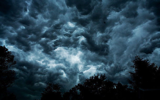 Favim.com-clouds-gray-sky-storm-150638